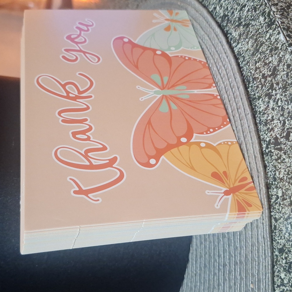 25ct. 4x6 Butterfly Thank You Cards Bonus 3 Random Polymailers ✨️PRICE FIRM✨️ - Picture 4 of 5